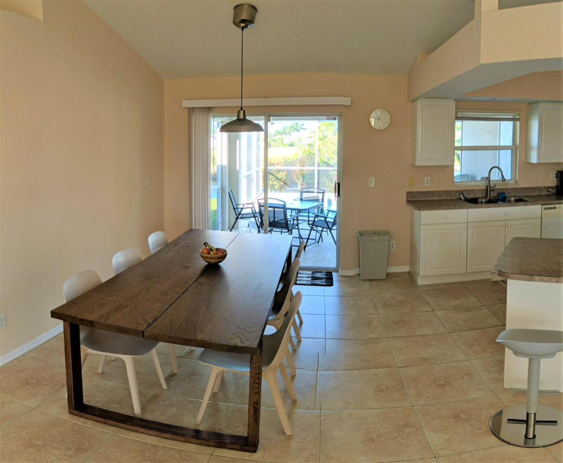 Villa Luhna 3 Bed / 2 Bath Canalfront Heated Pool Кейп-Корал Экстерьер фото