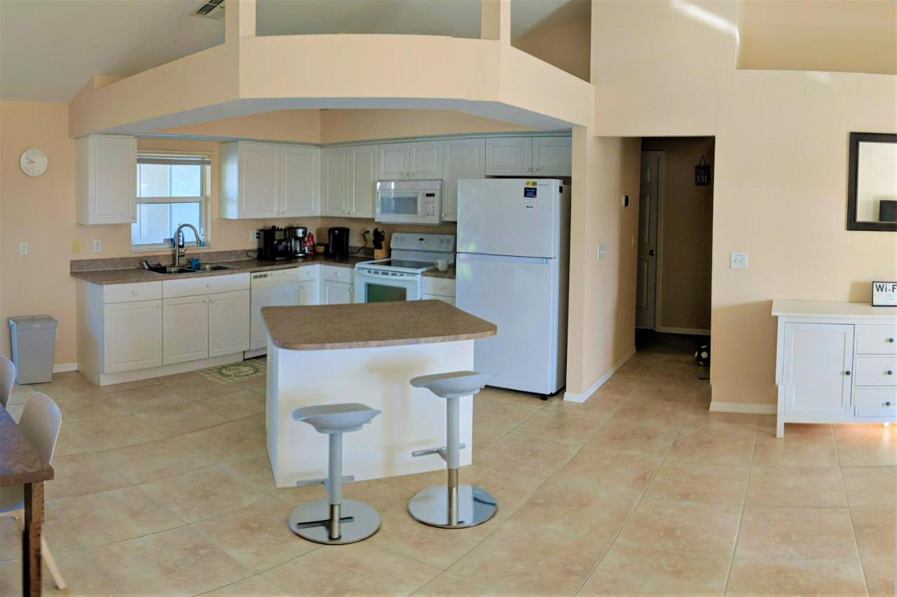 Villa Luhna 3 Bed / 2 Bath Canalfront Heated Pool Кейп-Корал Экстерьер фото